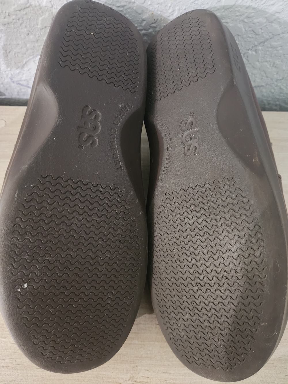 SAS Brown Leather Clogs - Picture 5 of 5